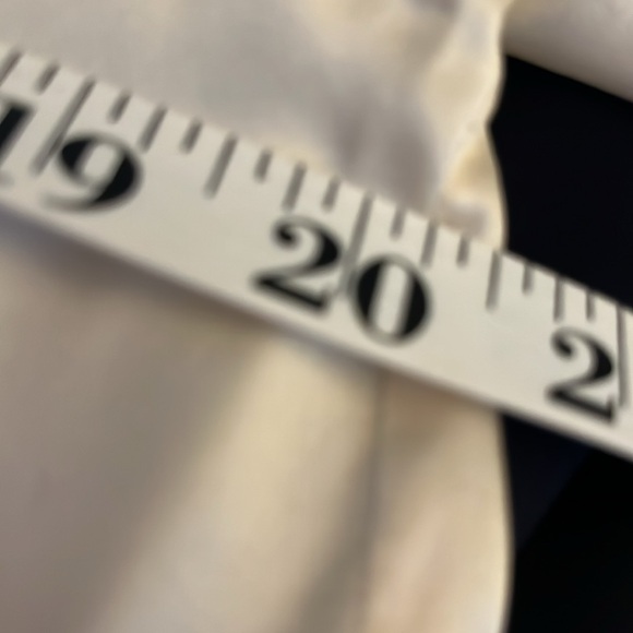 Vintage Women’s Jones New York Silk Short Sleeve Top. Off white Size 12 - Picture 6 of 8